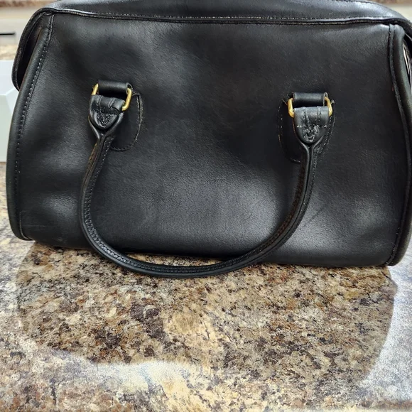 Vintage Coach Black SATCHEL Leather Bag - Picture 13 of 15
